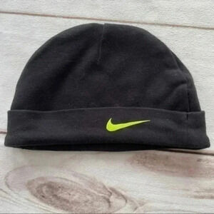 Nike Beanie Winter Hat Cap Baby 3-6 Months